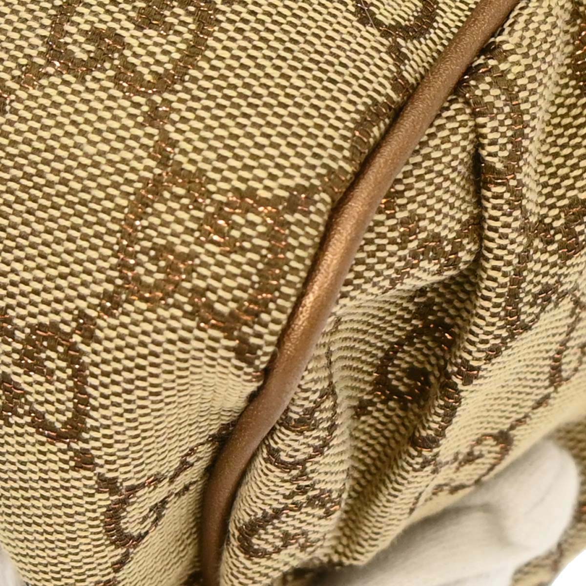 Gucci Bronze Lovely Heart GG Handbag