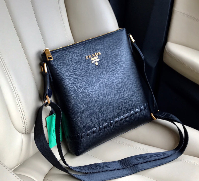 Barnes-Bags - Prada Bags - 879