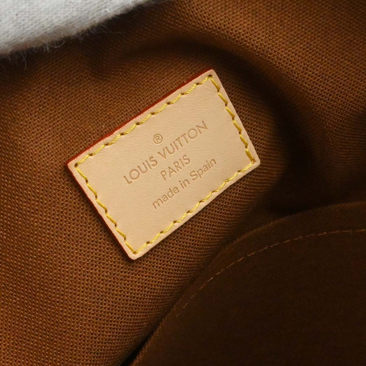 Louis Vuitton Monogram Lockit Vertical Handbag M40103