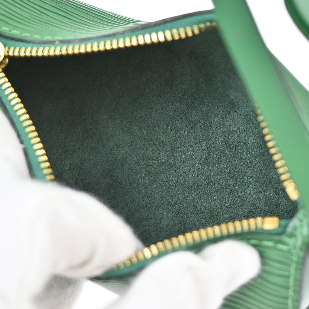 Louis Vuitton Green Epi Soufflot Handbag M52224