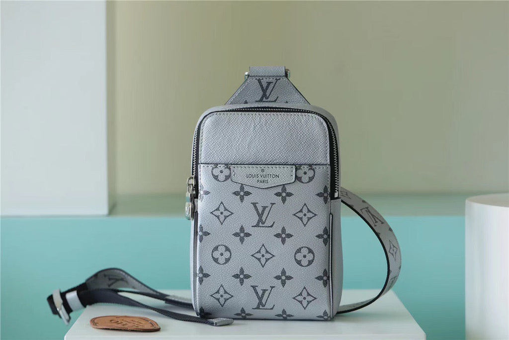 Louis Vuitton Outdoor Sling Bag Taigarama Gunmetal Gray For Men, Bags, Crossbody Bags 8.3in/21cm Louis Vuitton 