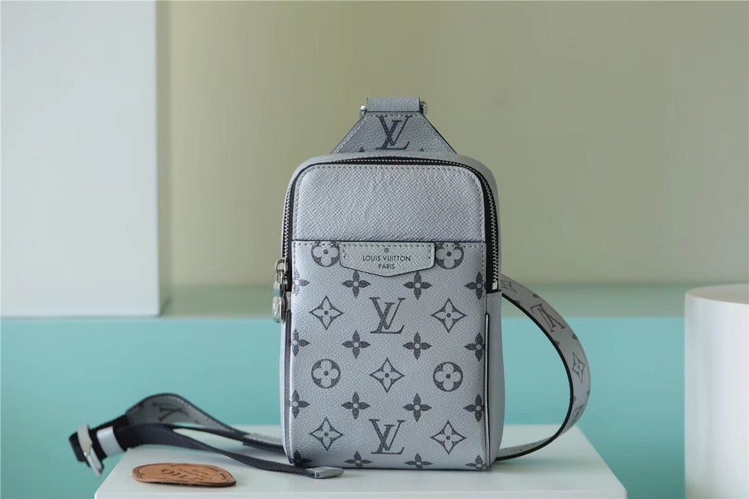 Louis Vuitton Outdoor Sling Bag Taigarama Gunmetal Gray For Men, Bags, Crossbody Bags 8.3in/21cm Louis Vuitton 