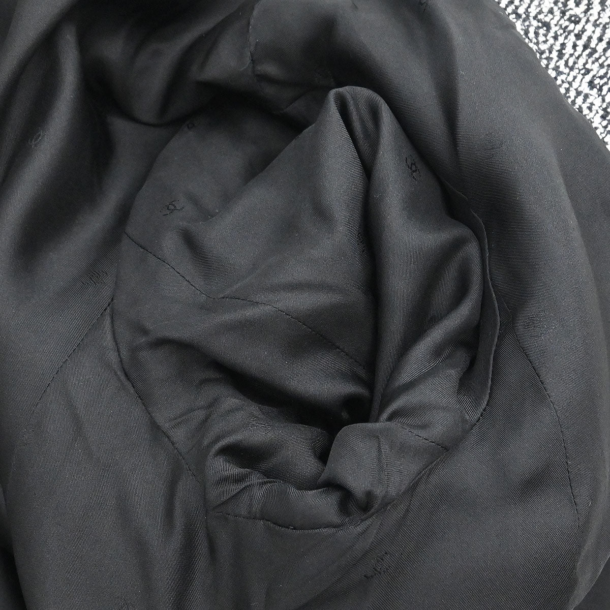 Chanel 1997 Single Breasted Collarless Jacket Black #46