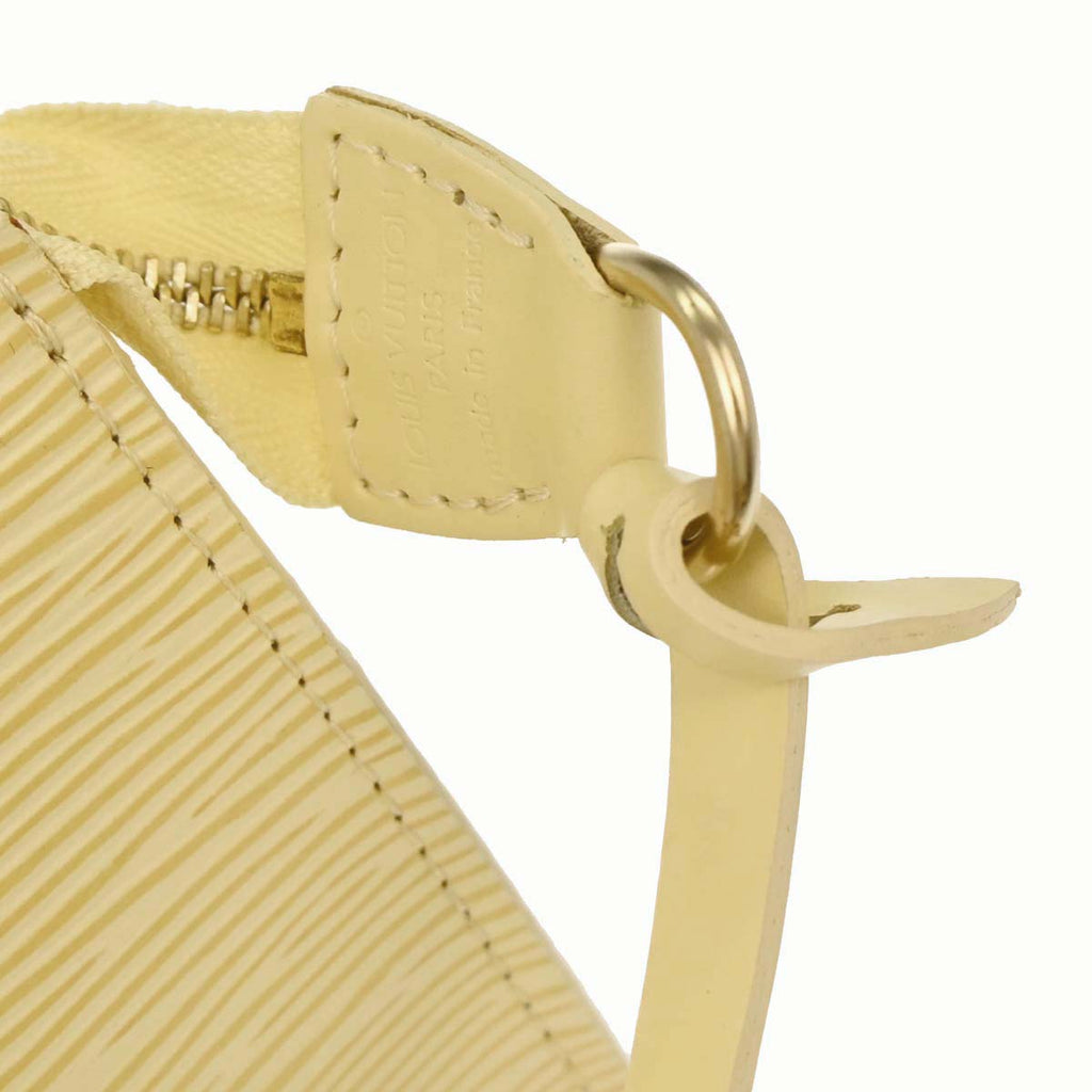 Louis Vuitton White Epi Pochette Accessoires 24 Handbag M5294A