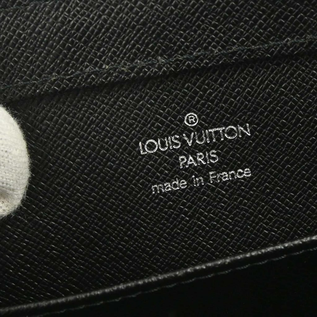 Louis Vuitton Black Taiga Baikal Clutch Bag M30182