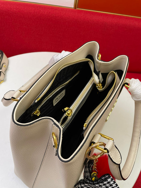 Barnes-Bags - Prada Bags - 990