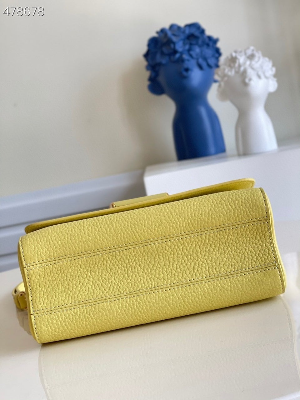 Louis Vuitton Twist MM Ginger Yellow For Women, WomenÃƒÂ¢Ã¢â€šÂ¬Ã¢â€žÂ¢s Handbags, Shoulder And Crossbody Bags 9.1in/23cm Louis Vuitton