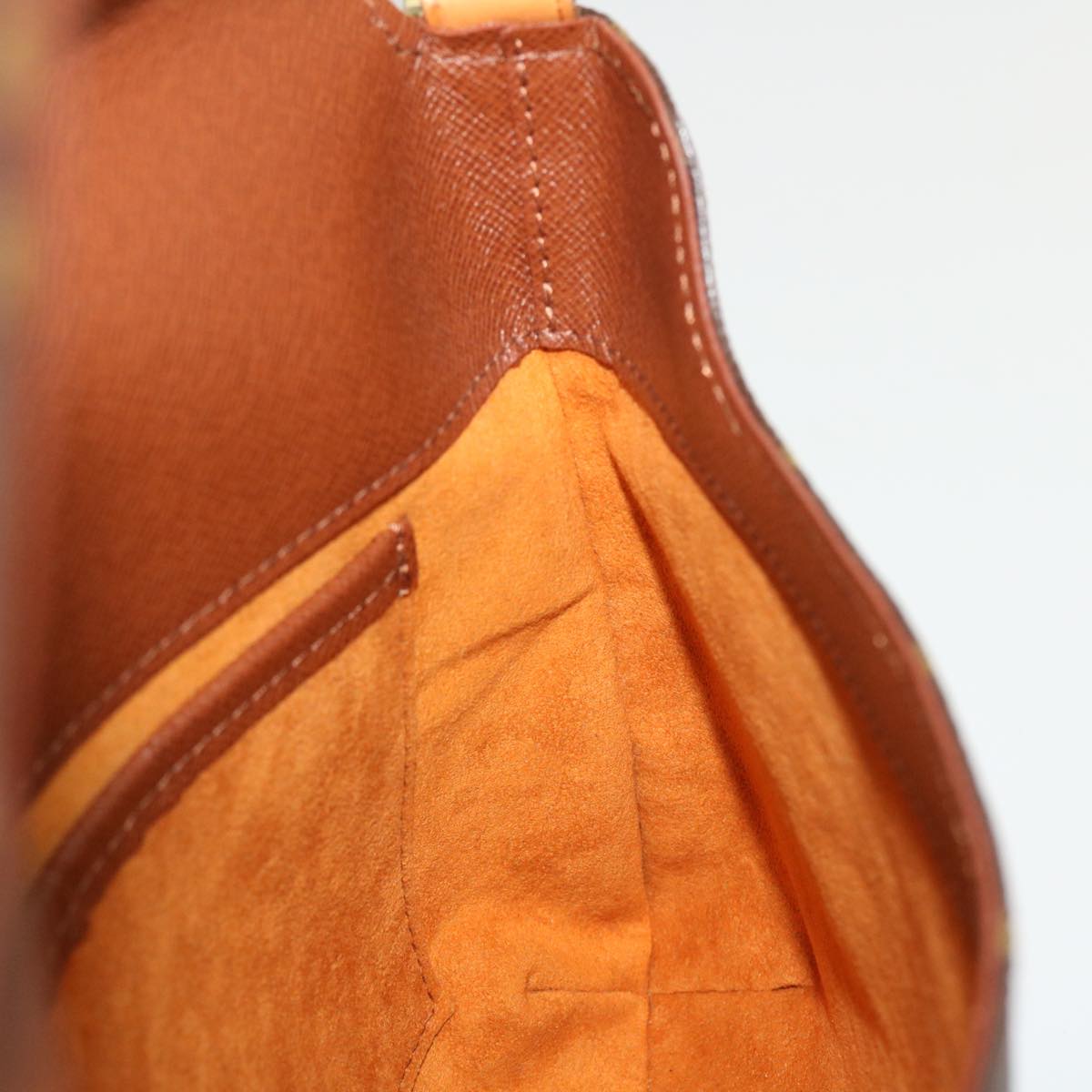 LOUIS VUITTON M1:1 Reptte Tango Shoulder Bag