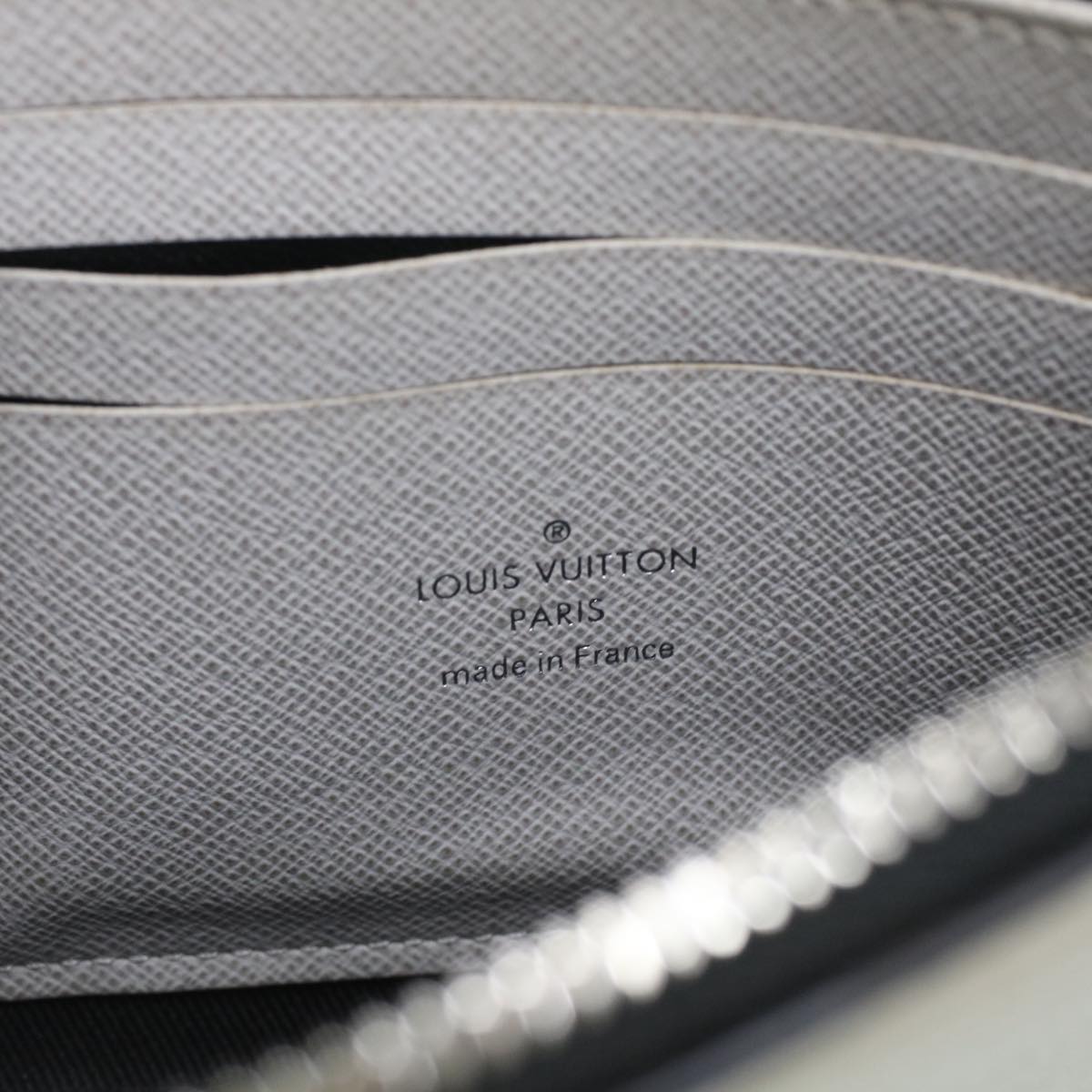 Louis Vuitton Discovery Pochette Monogram Taigarama Gray Leather Clutche & Pouche Bag