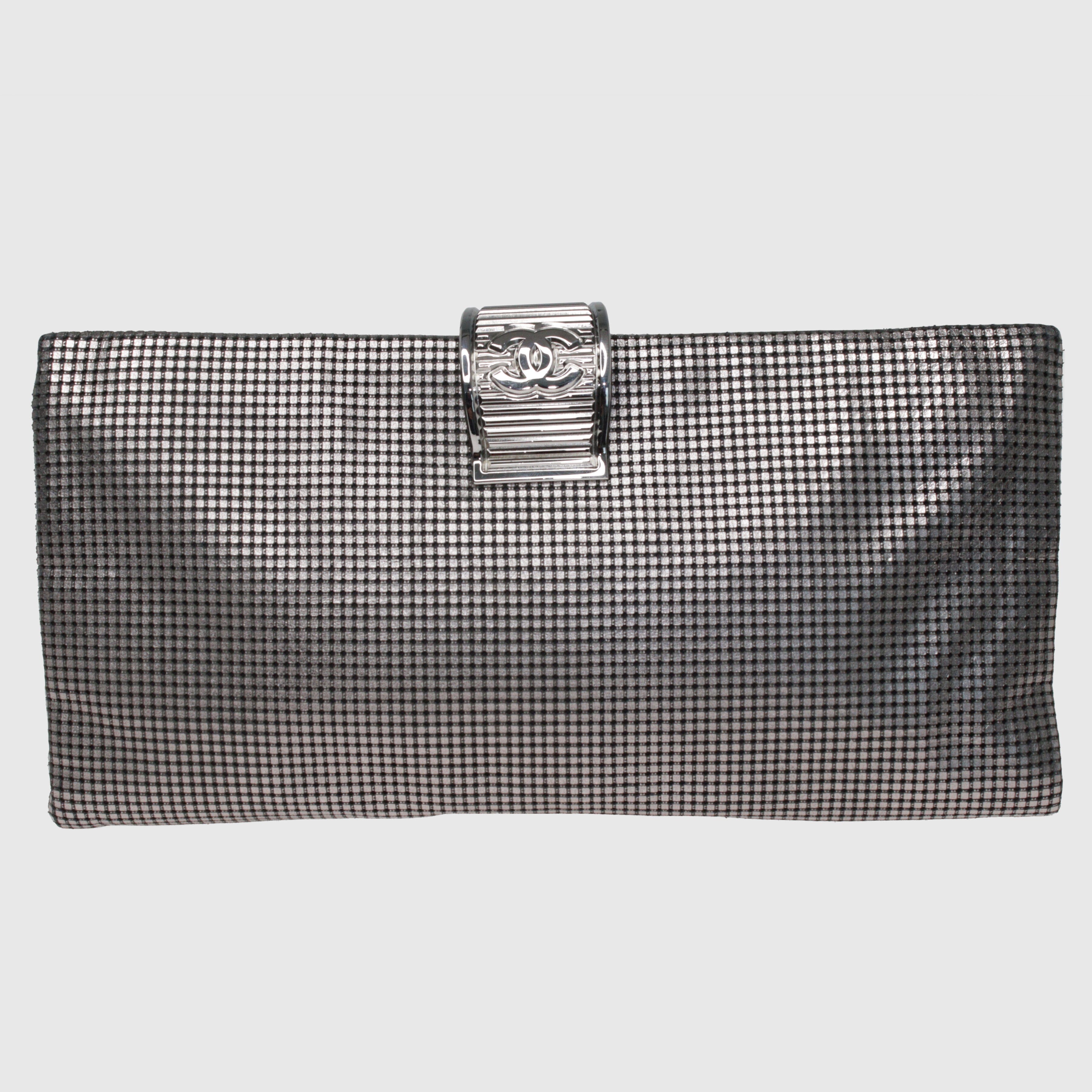 Metallic SiLouis Vuittoner Laser Etched Clutch