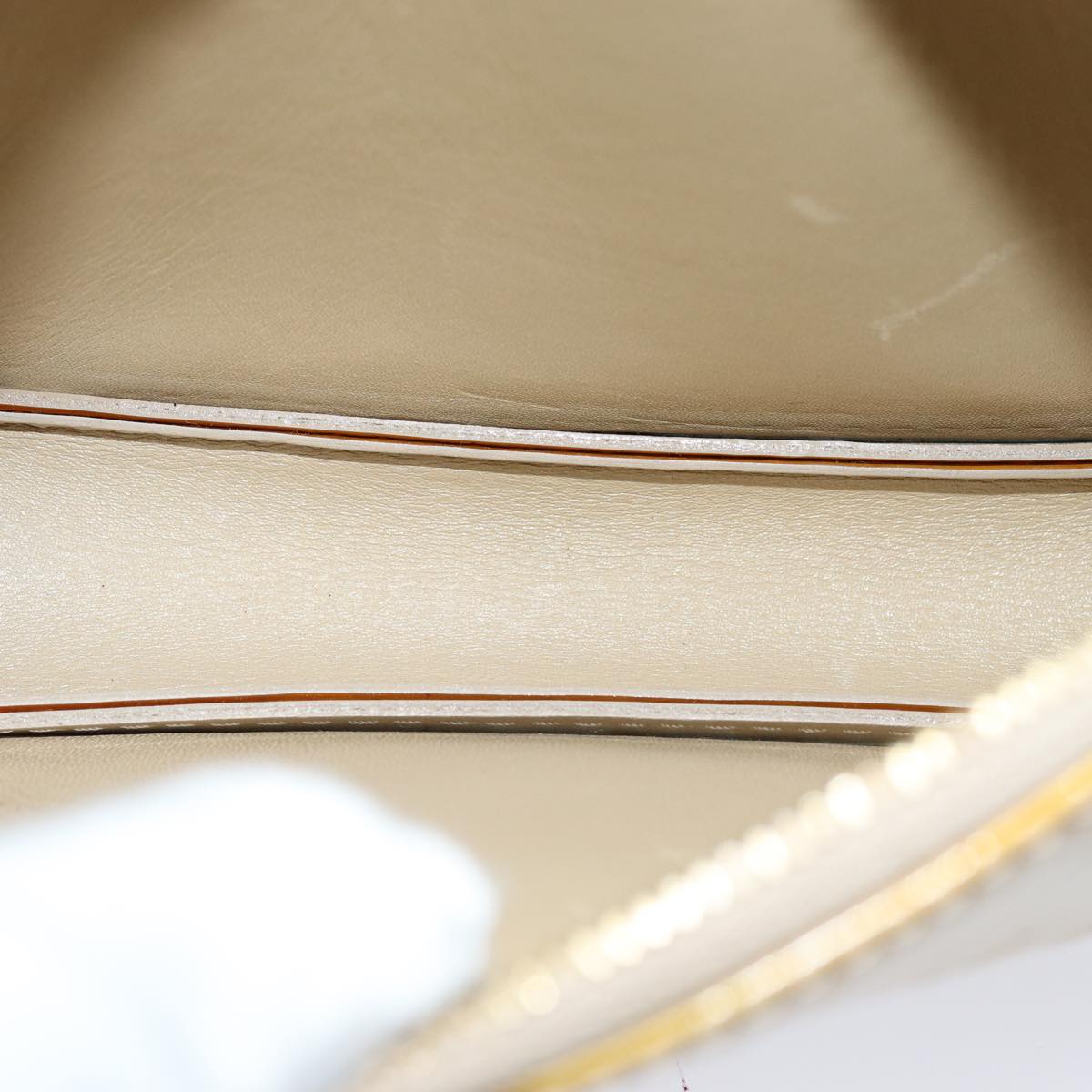 Louis Vuitton Lexington   Leather Clutch Bag