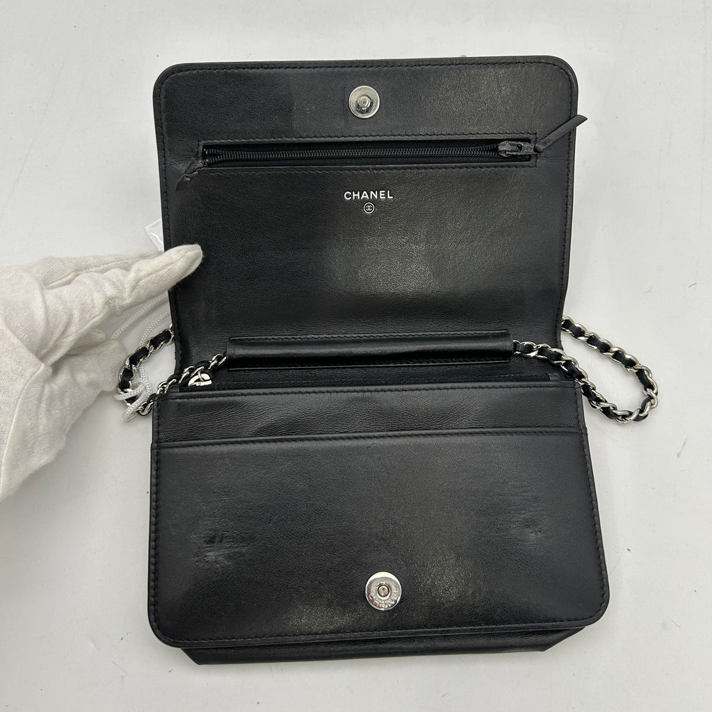 Chanel Camellia Wallet On Chain - Black Clutches, Handbags LA32119