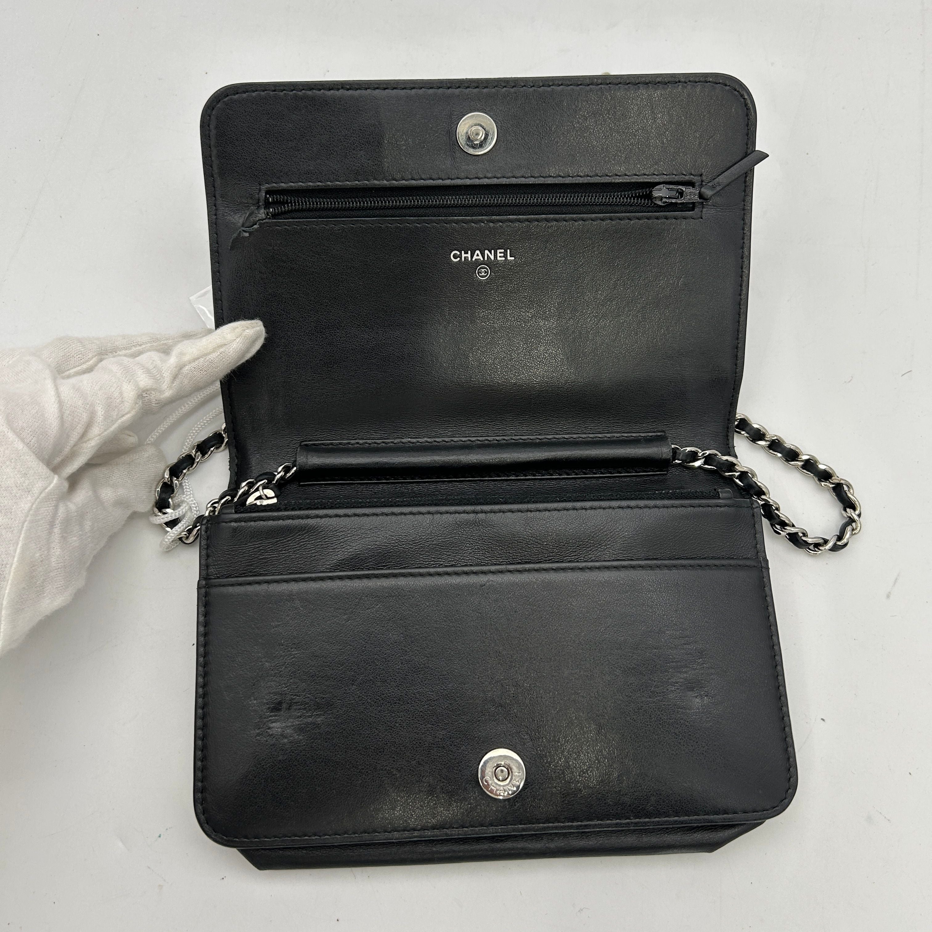 Chanel Camellia Wallet On Chain - Black Clutches, Handbags LA32119