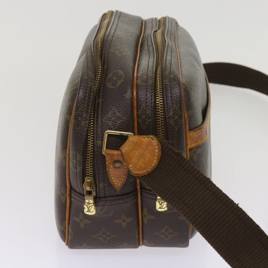 LOUIS VUITTON Reporter Shoulder Bag
