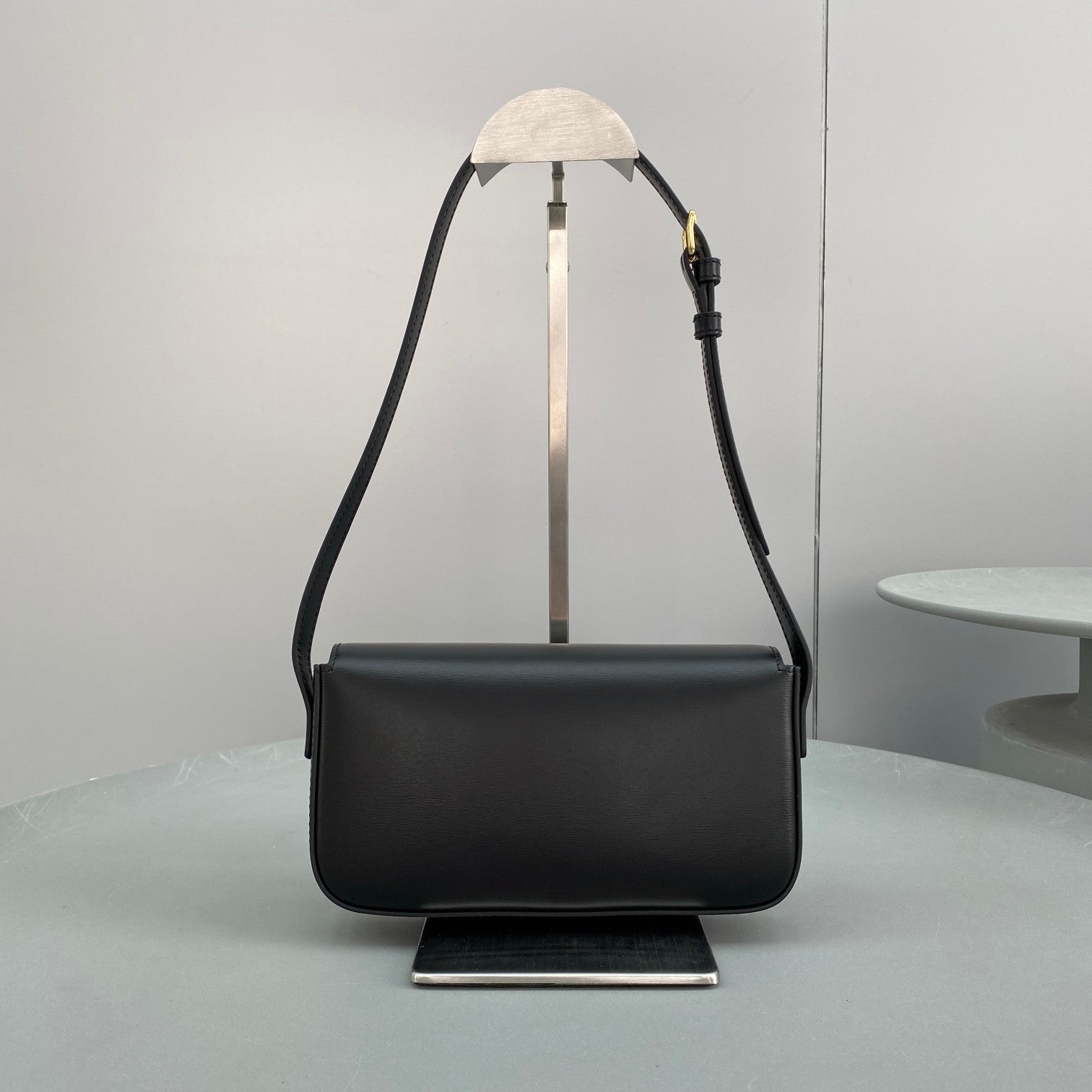 Triomphe Shoulder Bag Black For Women 8in/20cm 194143BF4.38NO