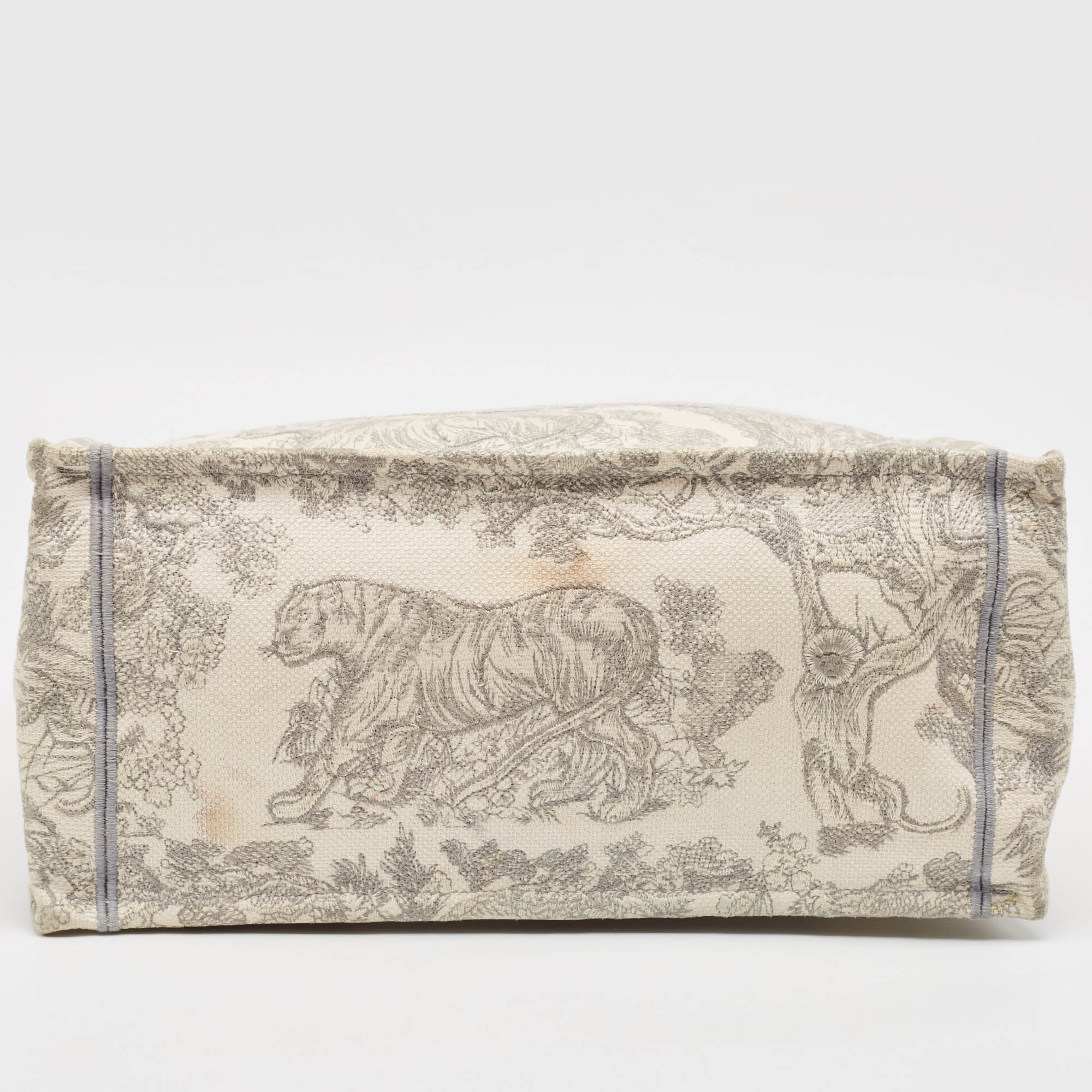 Dior Grey/white Embroidered Canvas Medium Toile De Jouy Book Tote