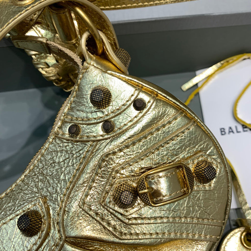 Le Cagole XS Shoulder Bag In Gold, For Women,  Bags 10.2in/26cm 6713090GT3M8005
