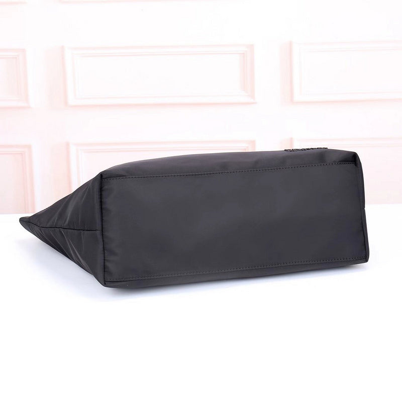 Barnes-Bags - Prada Bags - 935