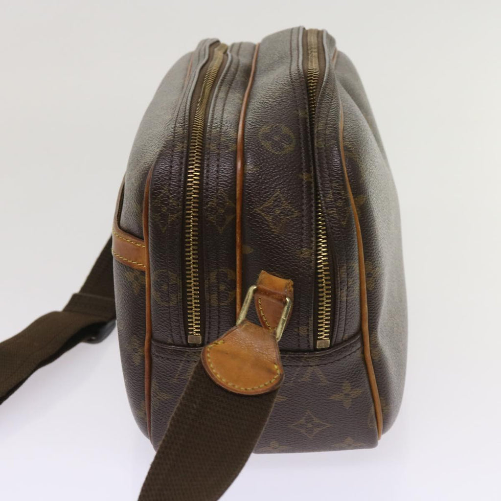 LOUIS VUITTON Reporter Shoulder Bag