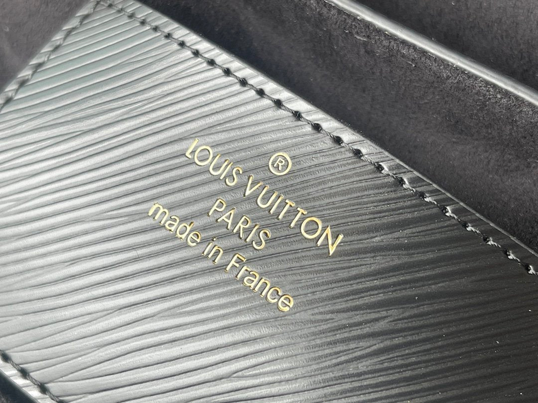 Louis Vuitton Twist MM Monogram GlamIower Black For Women,  Shoulder And Crossbody Bags 9.1in/23cm Louis Vuitton M59402