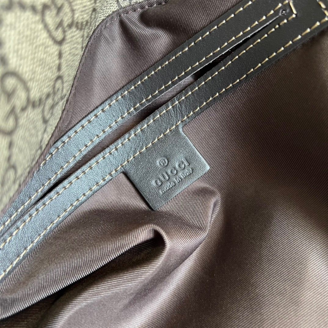 Gucci Messenger Bag Shoulder Bag Beige Gucci Supreme Canvas For Women,Men 12.9in/33cm 2101214094842