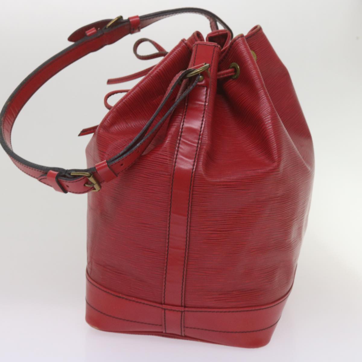 LOUIS VUITTON Noe Shoulder Bag
