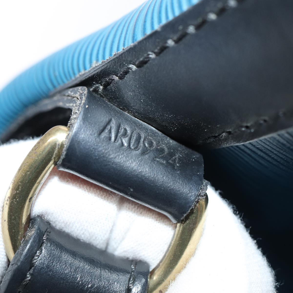 LOUIS VUITTON Noe Shoulder Bag