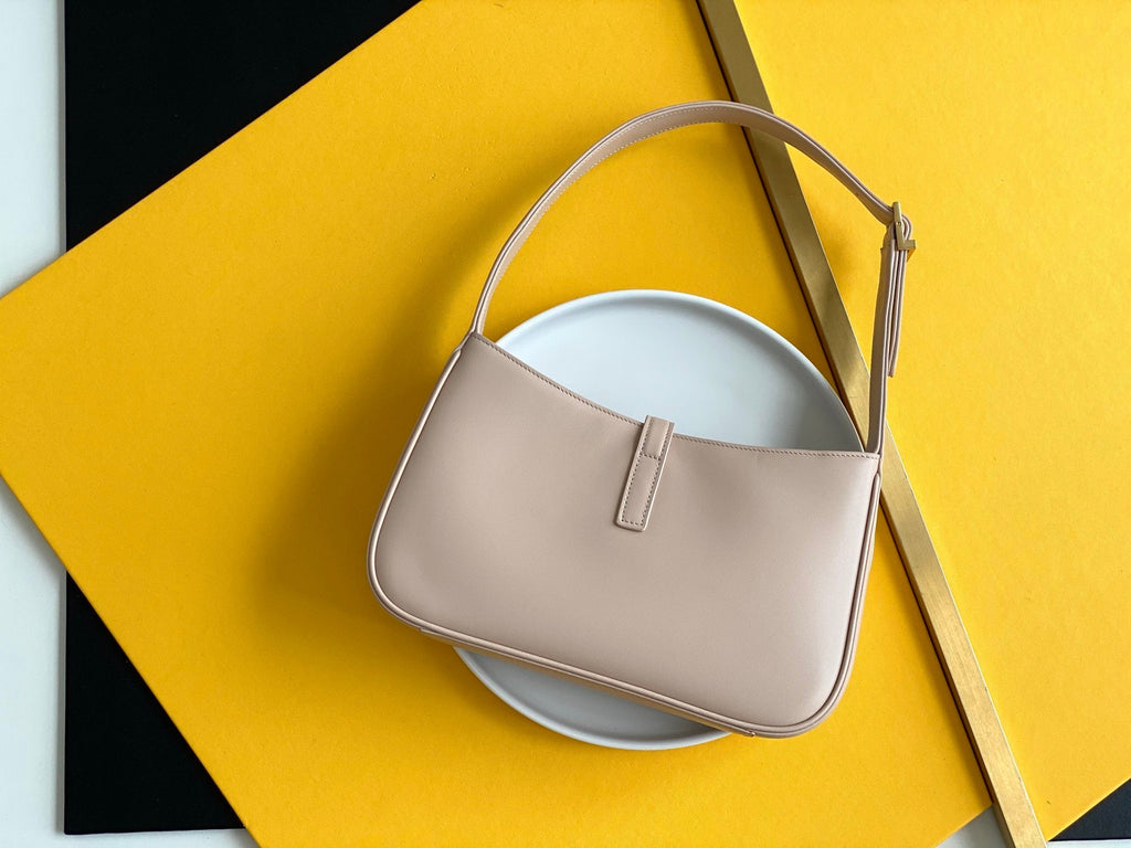 YSSL LE 5 Ã 7 Hobo Bag Light Ivoire For Women 9in/23cm YSL
