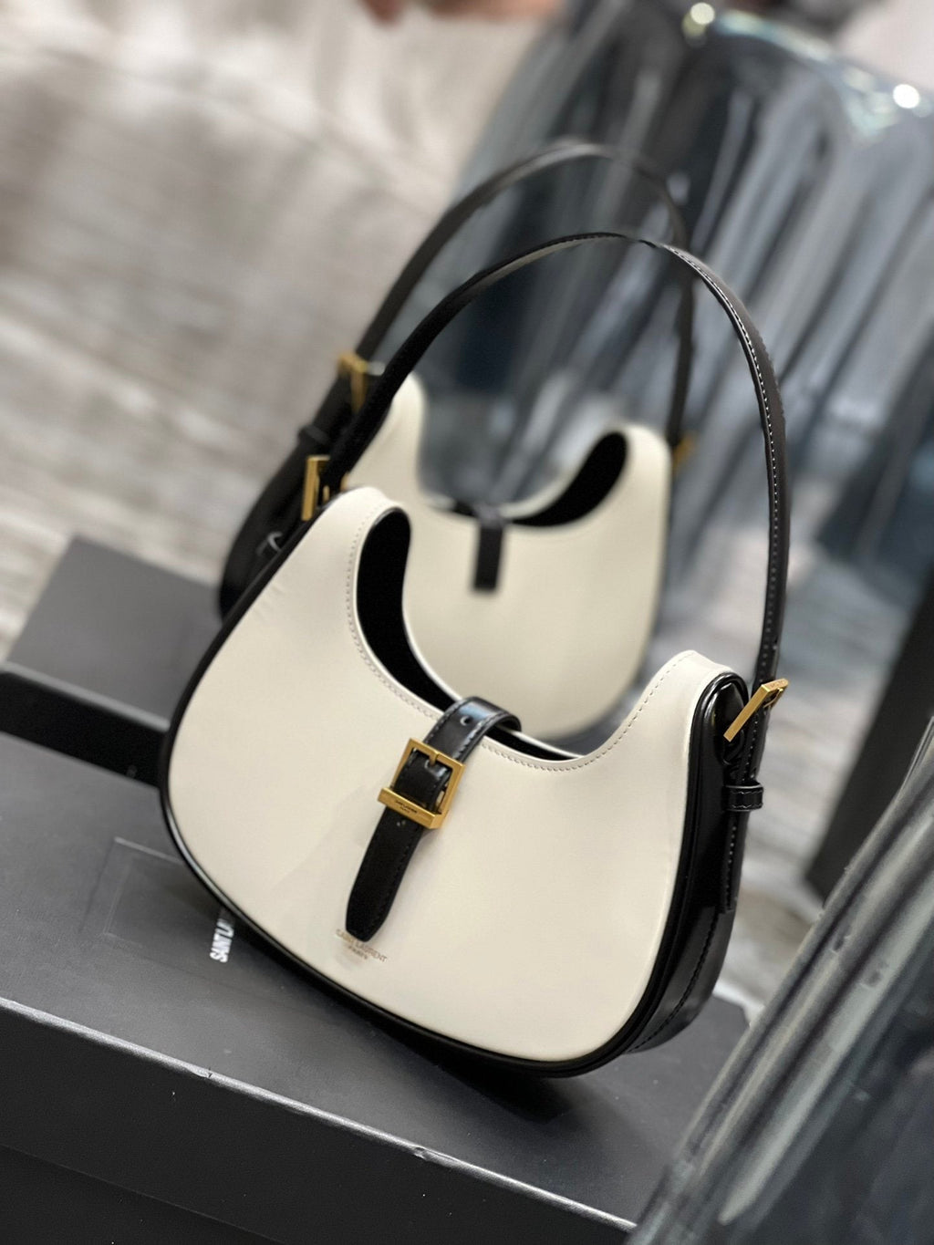 Top Quality Le Fermoir Hobo Bag White With Gold Hardware For Women 9.4in/24cm YSL