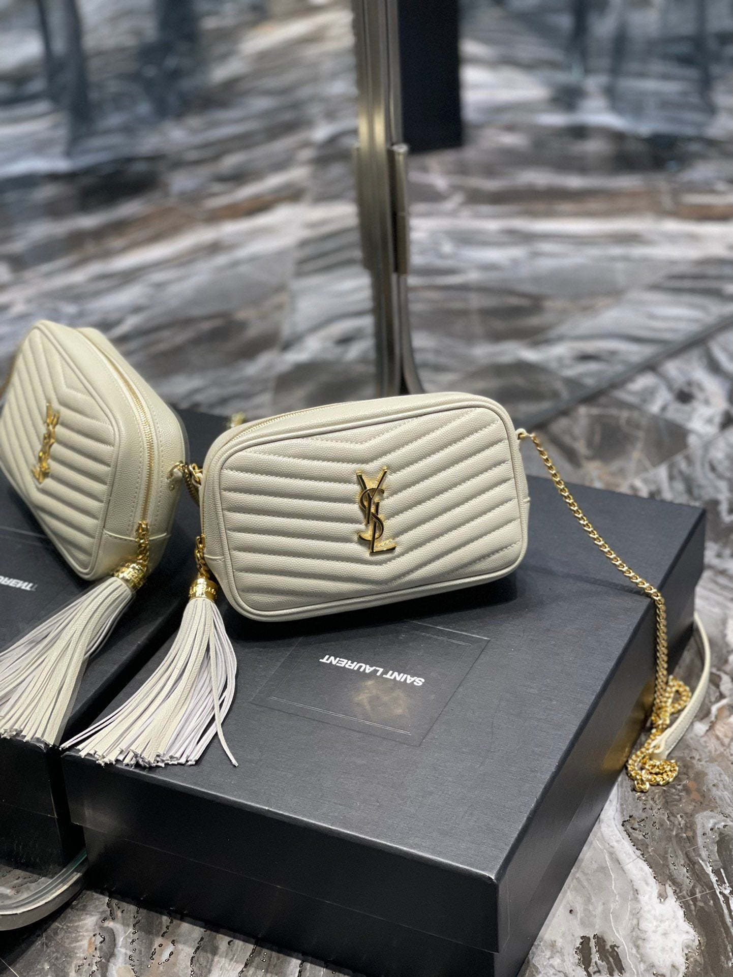 Top Quality Lou Mini Bag White In Quilted Grain De Poudre With Gold Hardware For Women 7.4in/19cm YSl 6125791GF019207