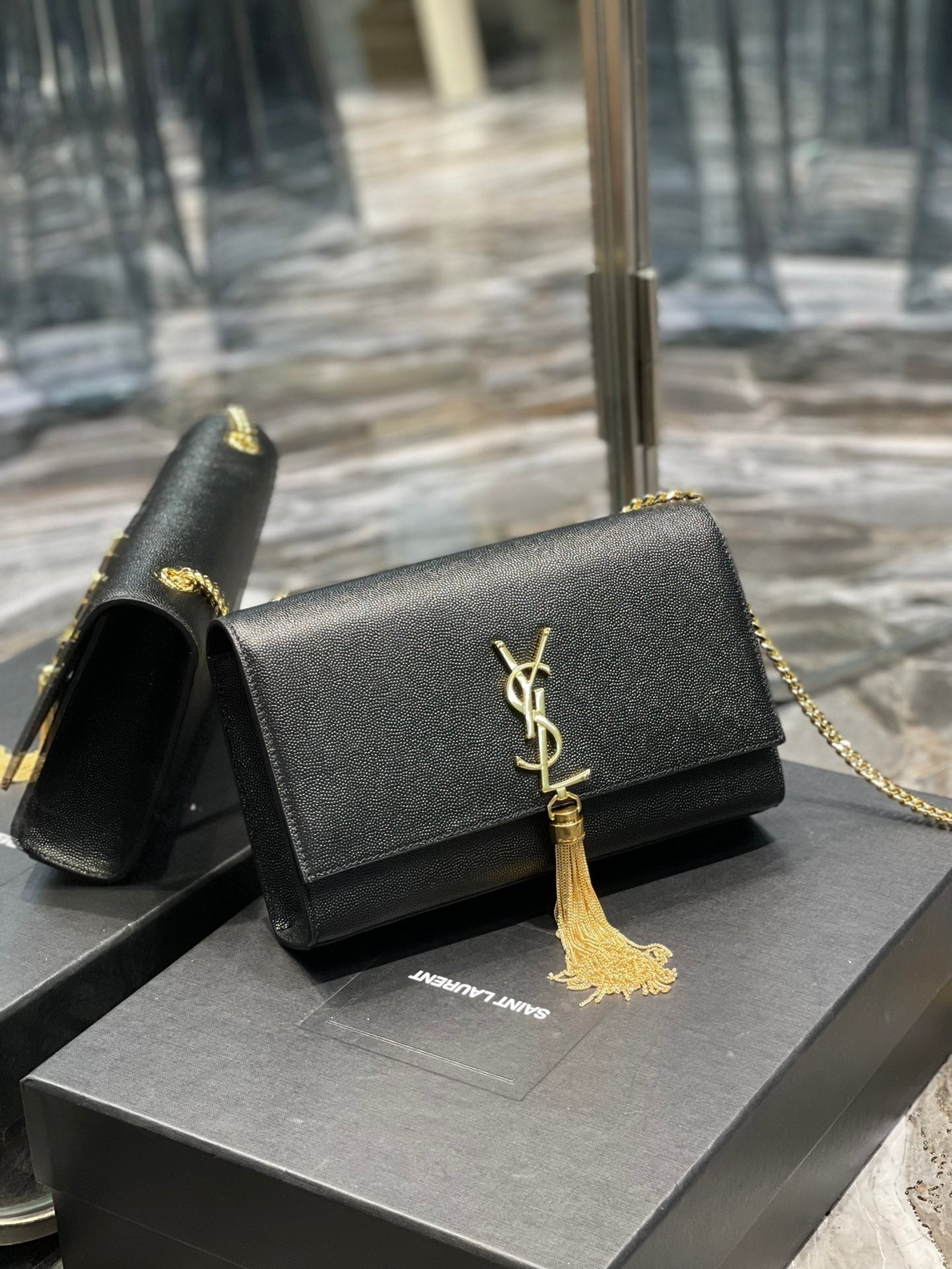 Top Quality Kata MeTop Qualityum Chain Bag Black With Tassel For Women 9.4in/24cm YSL 354119BOW0J1000