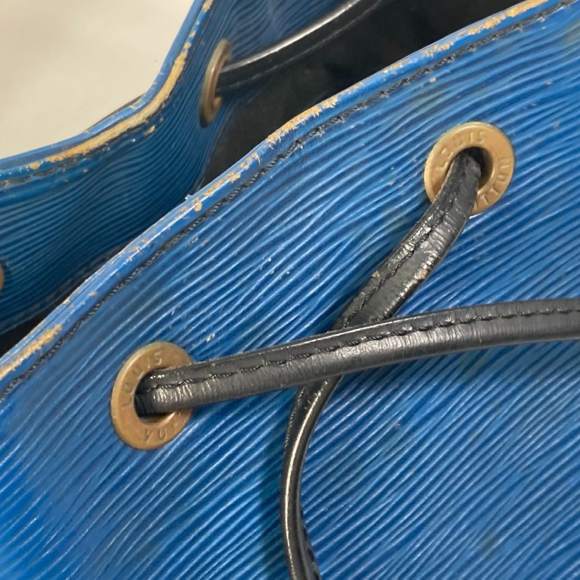Louis Vuitton Black Blue Toledo Blue Epi Leather Shoulder Bag