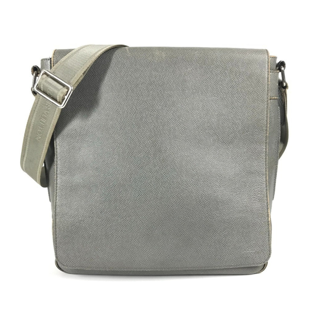Louis Vuitton Glacier Gray Taiga Leather Messenger Bag Shoulder Bag