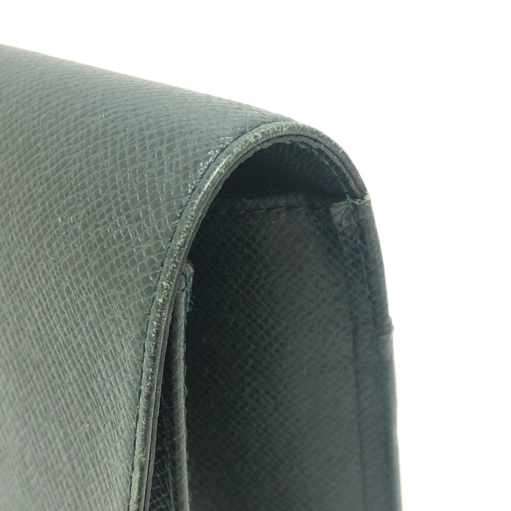 Louis Vuitton Episea Leather Taiga Leather Clutch Bag