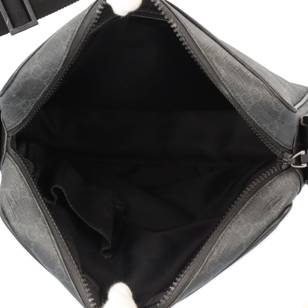 Gucci Gray Gg Supreme Shoulder Bag (Pre-Owned)