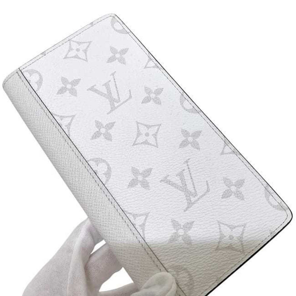 Louis Vuitton White Taiga Leather Monogram Long Wallet