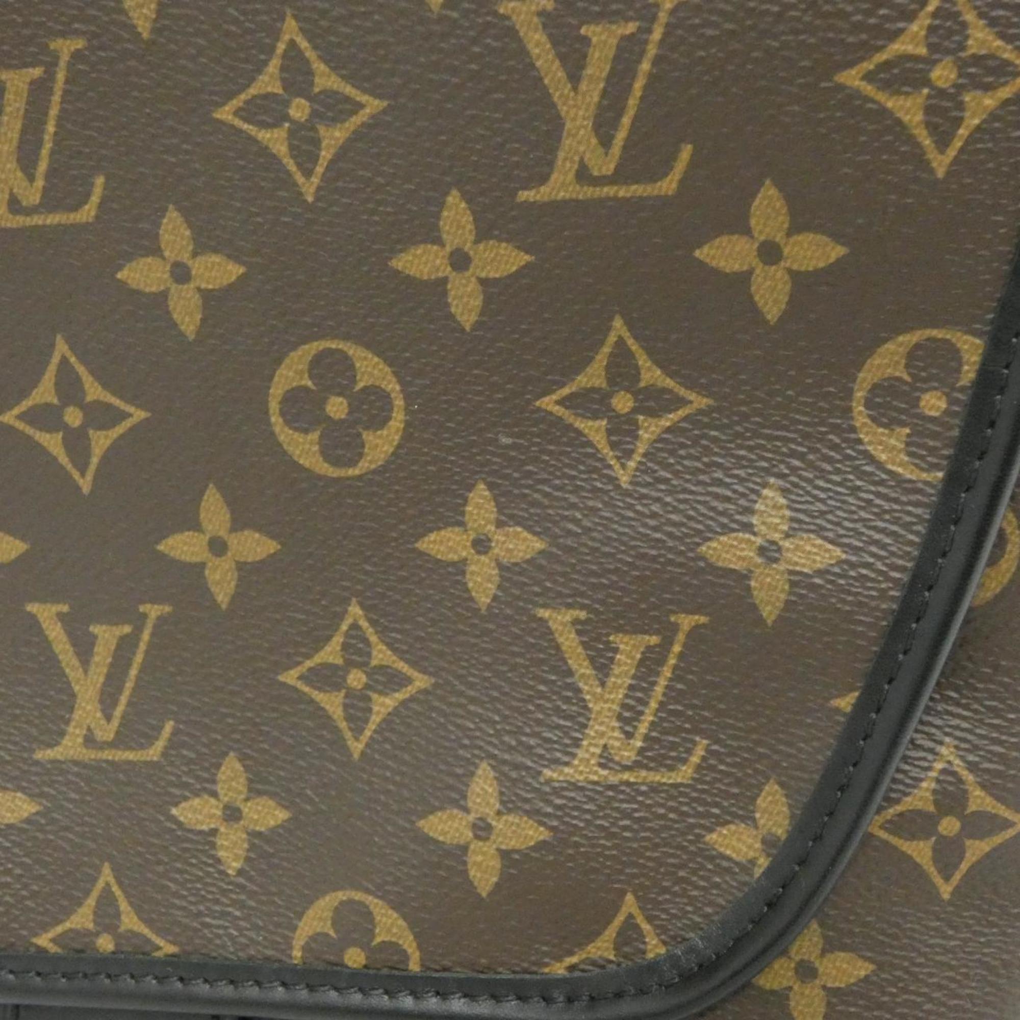 Louis Vuitton Marron Coated Canvas Shoulder Bag