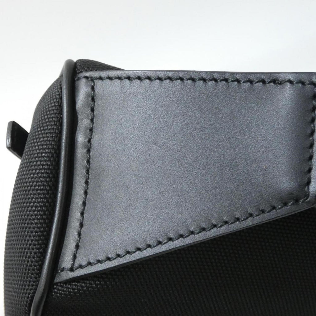 Gucci Black Shoulder Bag (Pre-Owned)