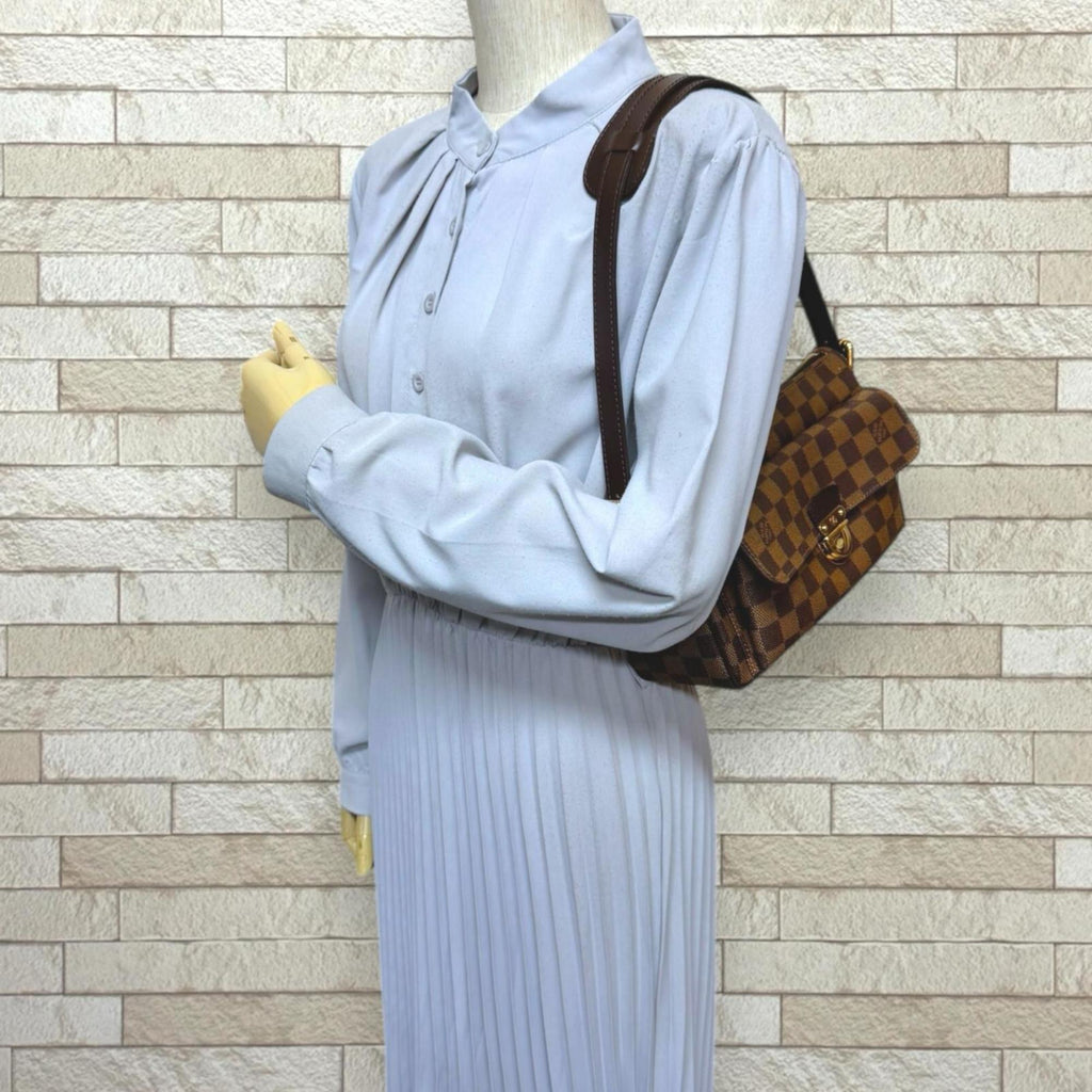 Louis Vuitton Damier Brown Damier Canvas Damier Canvas Shoulder Bag