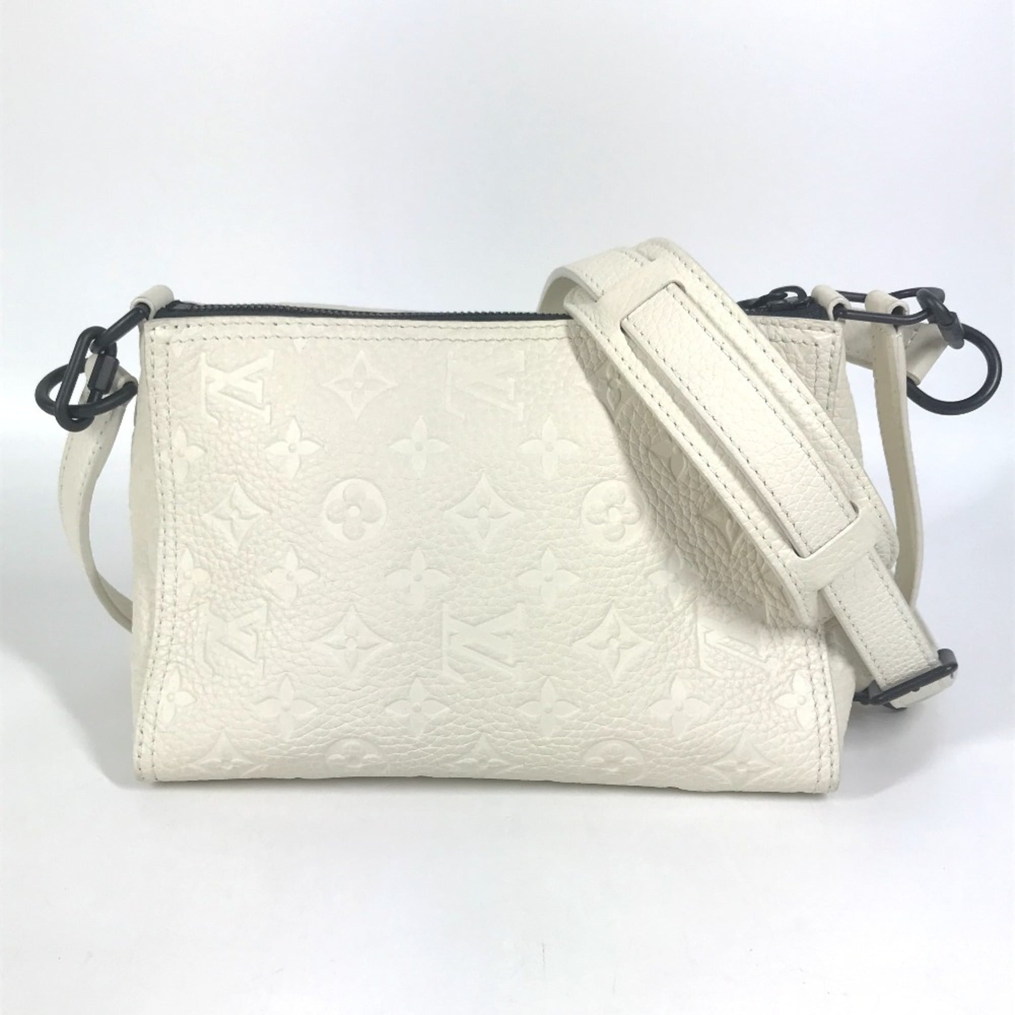 Louis Vuitton Monogram Empreinte White Leather Clutch Bag Pochette Shoulder Bag
