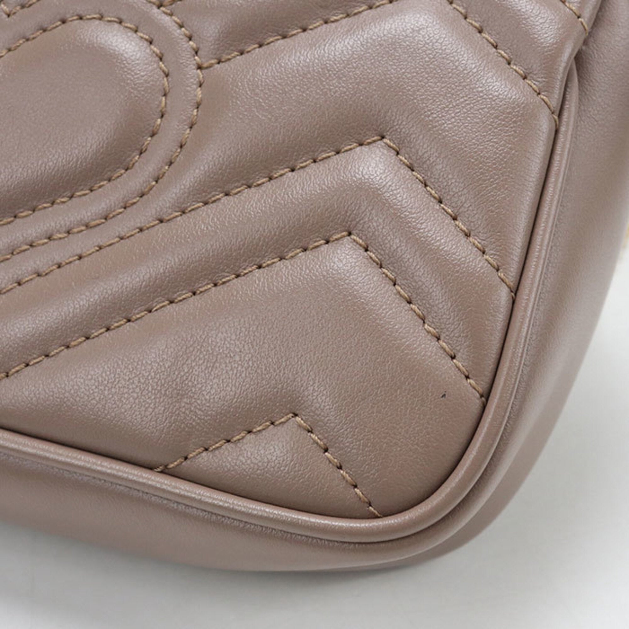 Gucci Beige Leather Shoulder Bag (Pre-Owned)