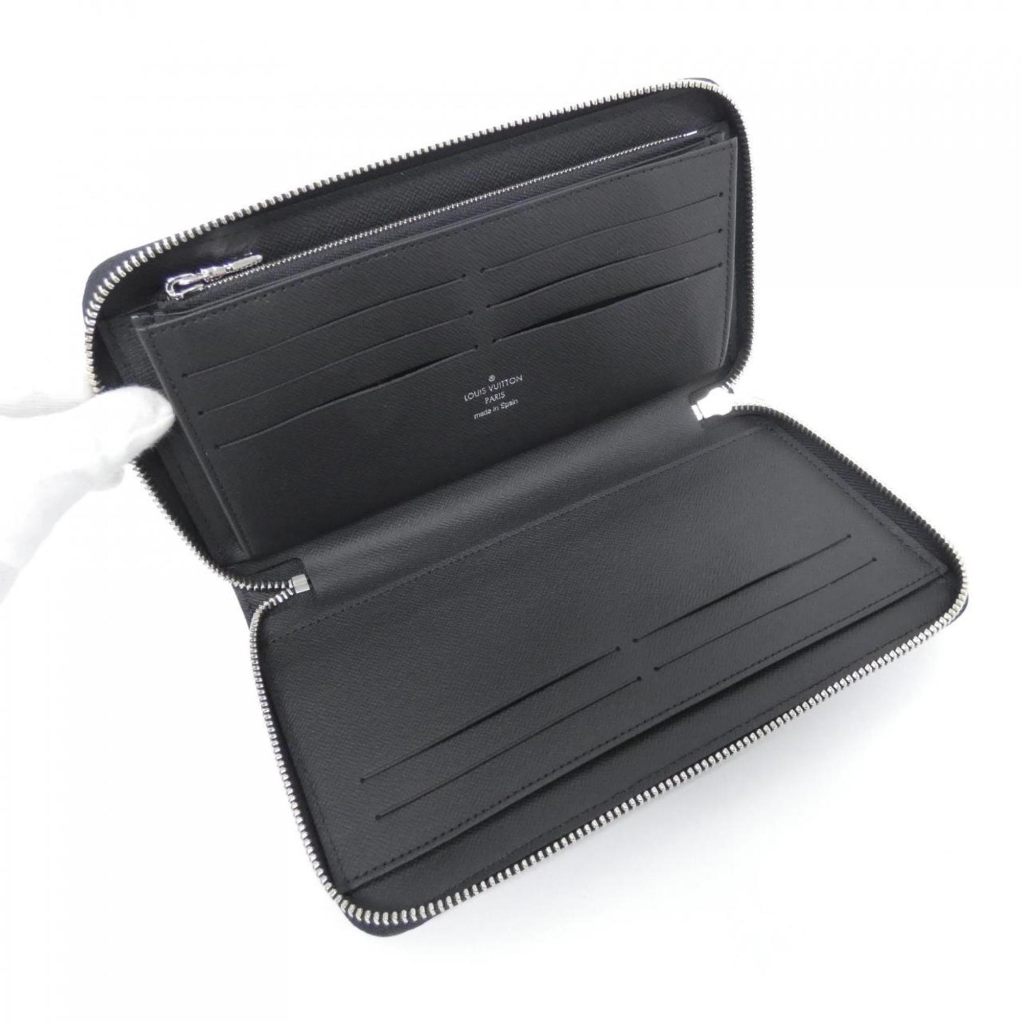 Louis Vuitton Black