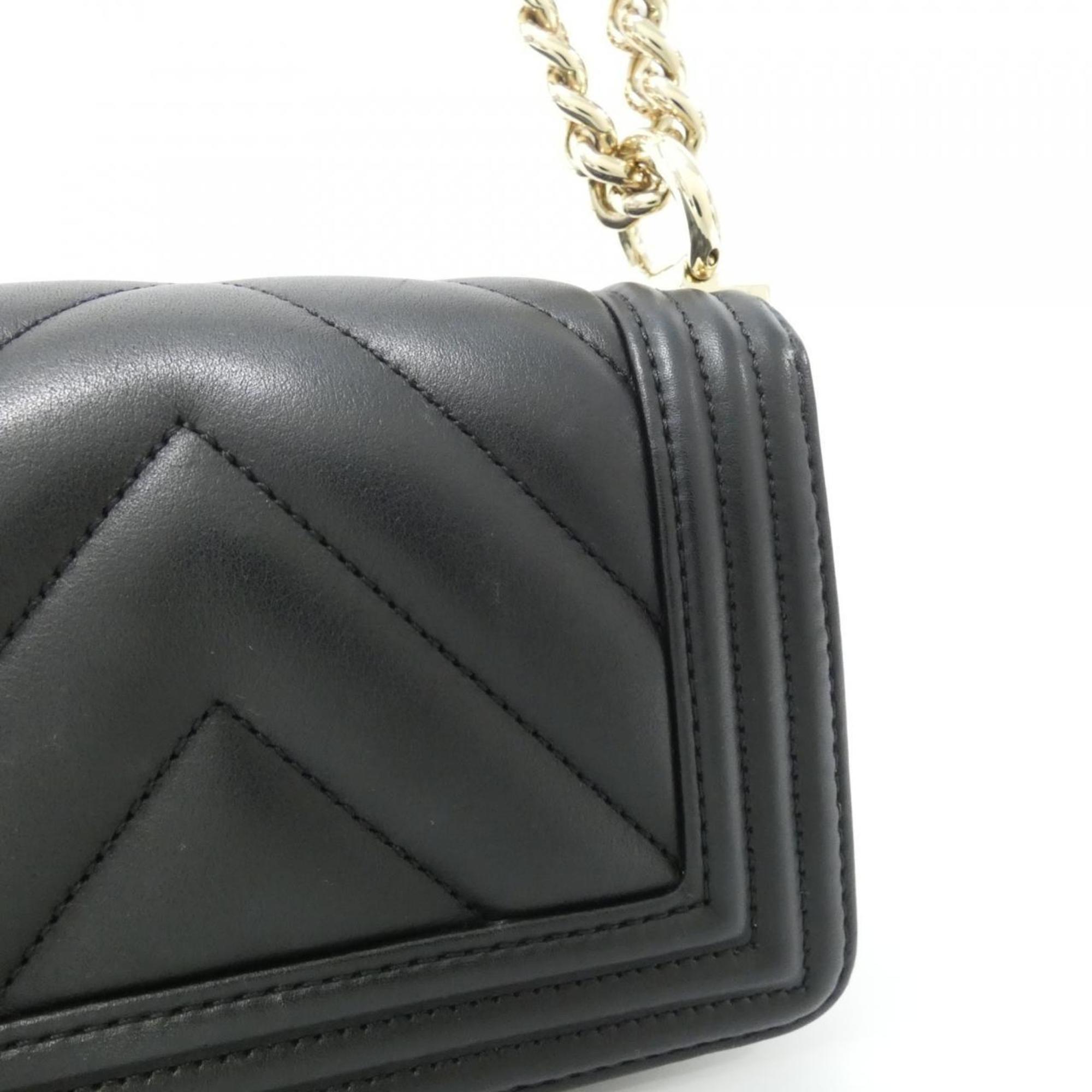 Chanel Boy Chanel Black Leather Shoulder Bag