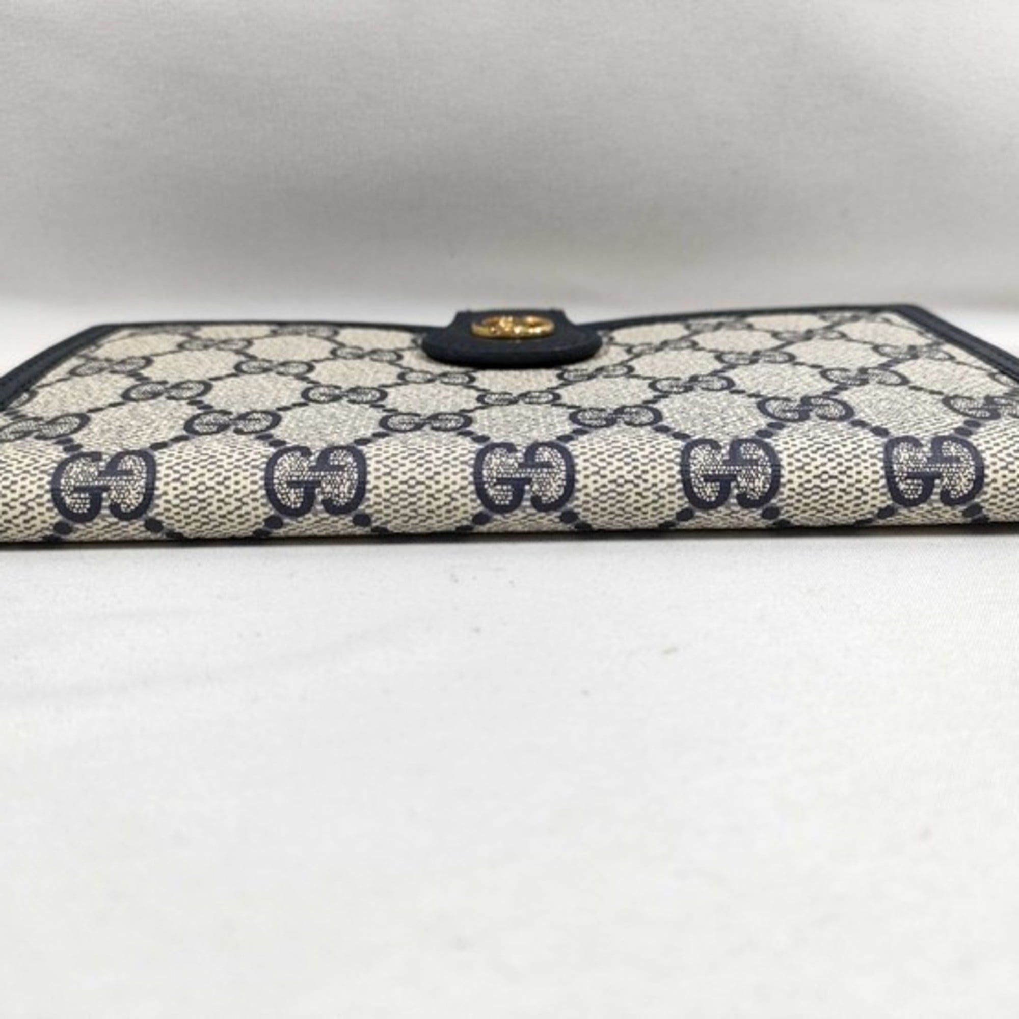 Gucci Gg Supreme Beige Navy Pvc Leather Long Wallet (Bi-Fold) (Pre-Owned)