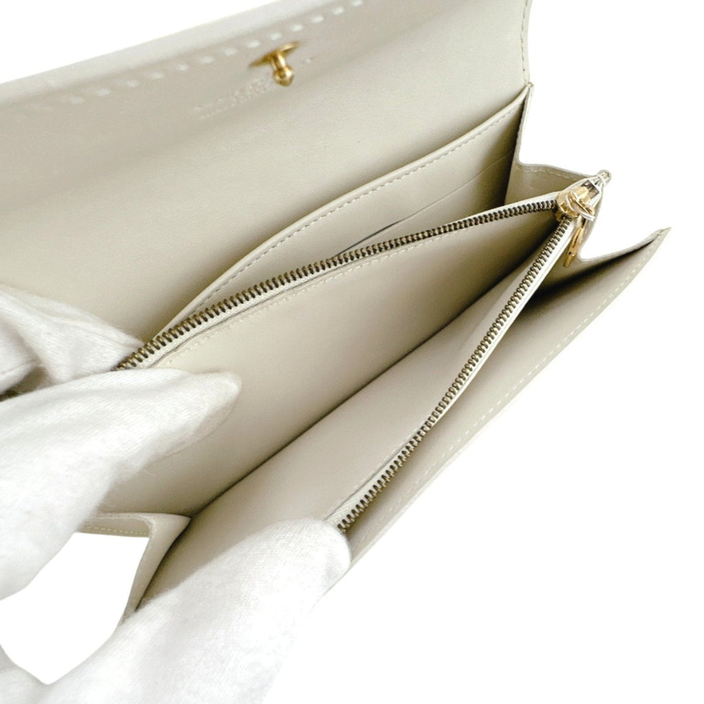 Louis Vuitton Cream White Monogram Vernis Long Wallet (Tri-Fold)