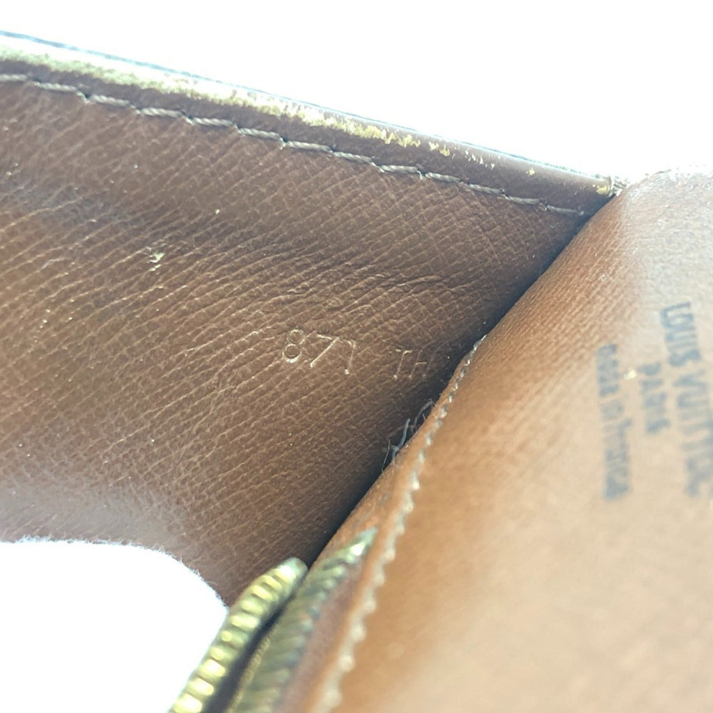 Louis Vuitton Brown Monogram Clutch Bag Pochette Pouch