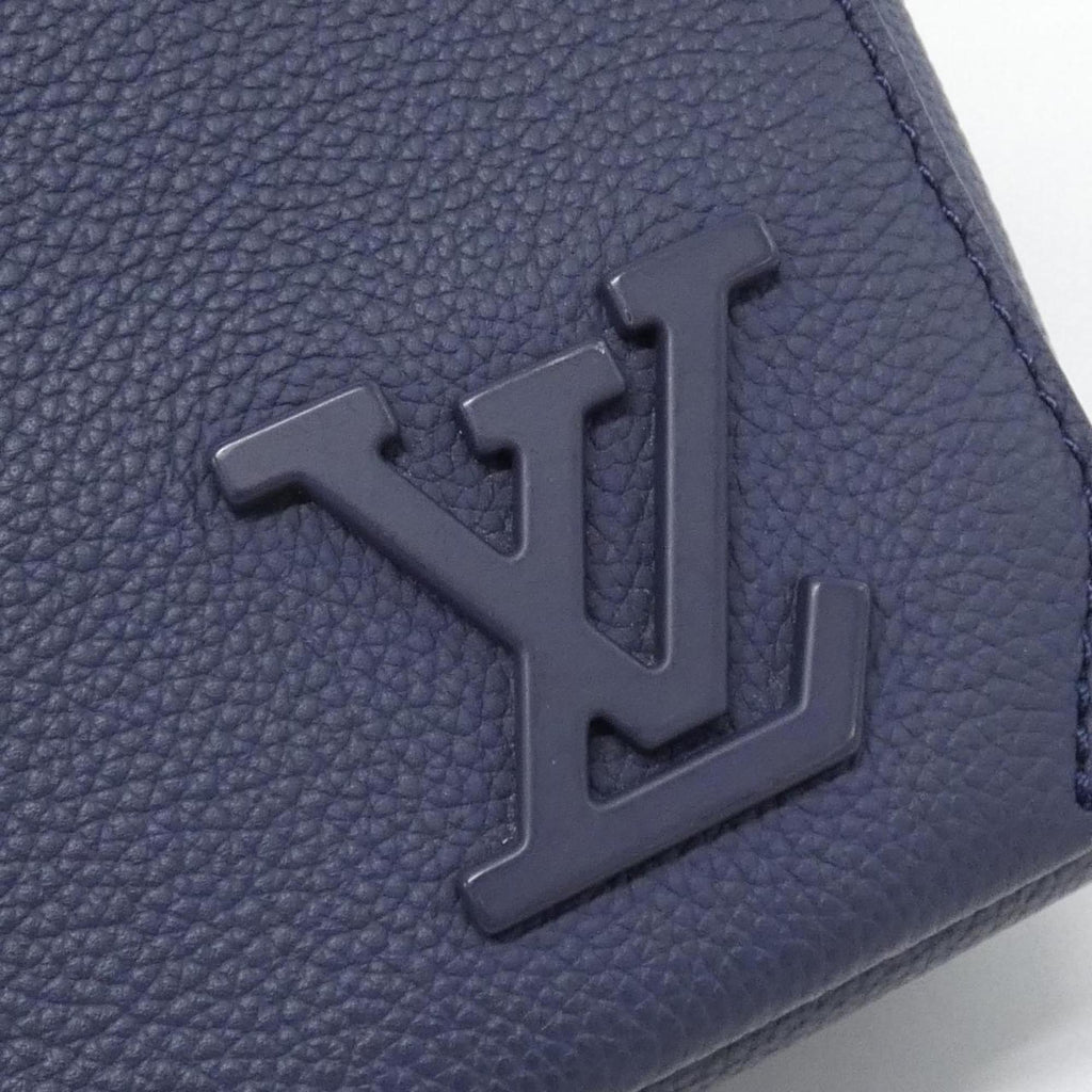 Louis Vuitton Blue Leather Shoulder Bag