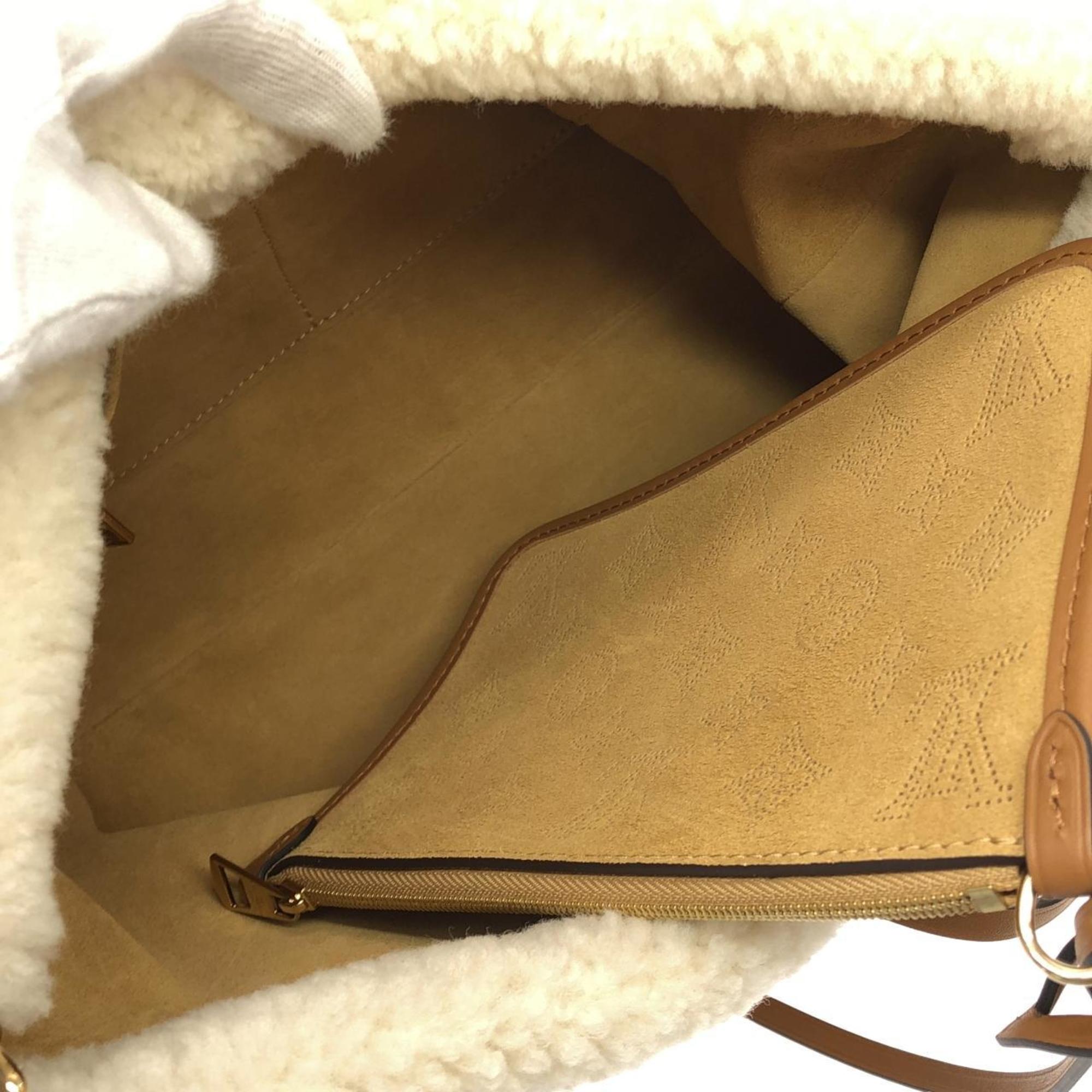 Louis Vuitton Beige Leather Shoulder Bag