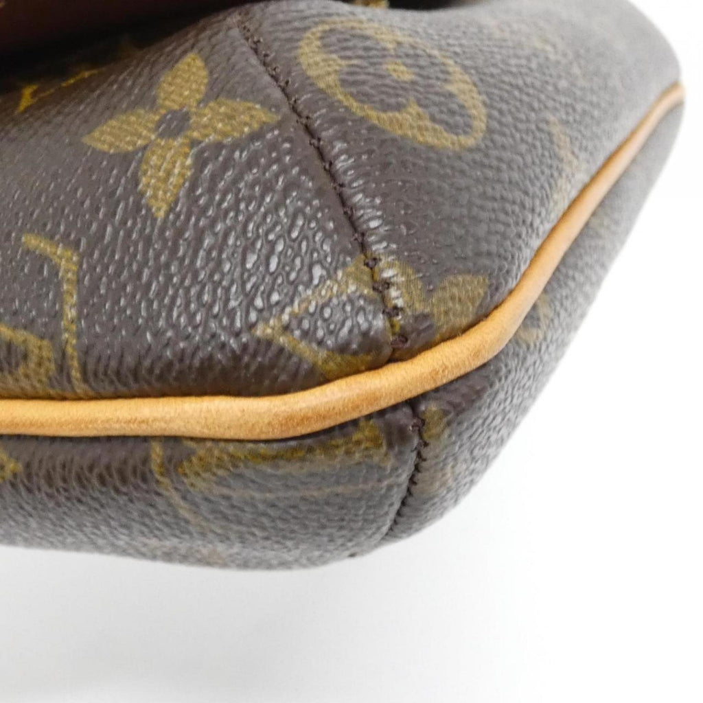 Louis Vuitton Marron Coated Canvas Shoulder Bag