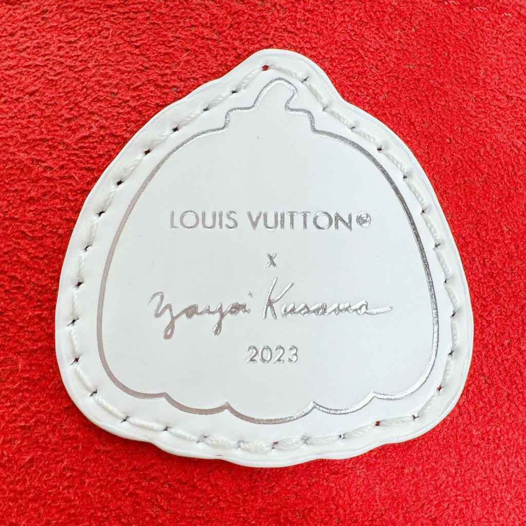 Louis Vuitton White Epi Leather Handbag Shoulder Bag